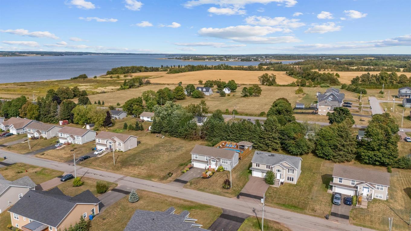 53 Starling Crescent, Stratford, PE