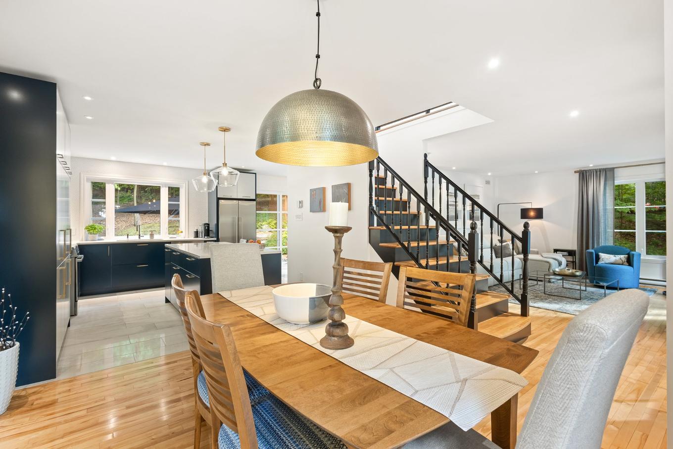 Salle à manger - 120 Rue De Papineau, Bromont, QC - Indoor Photo Showing Dining Room
