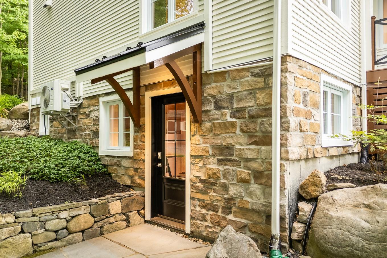 Extérieur - 120 Rue De Papineau, Bromont, QC - Outdoor