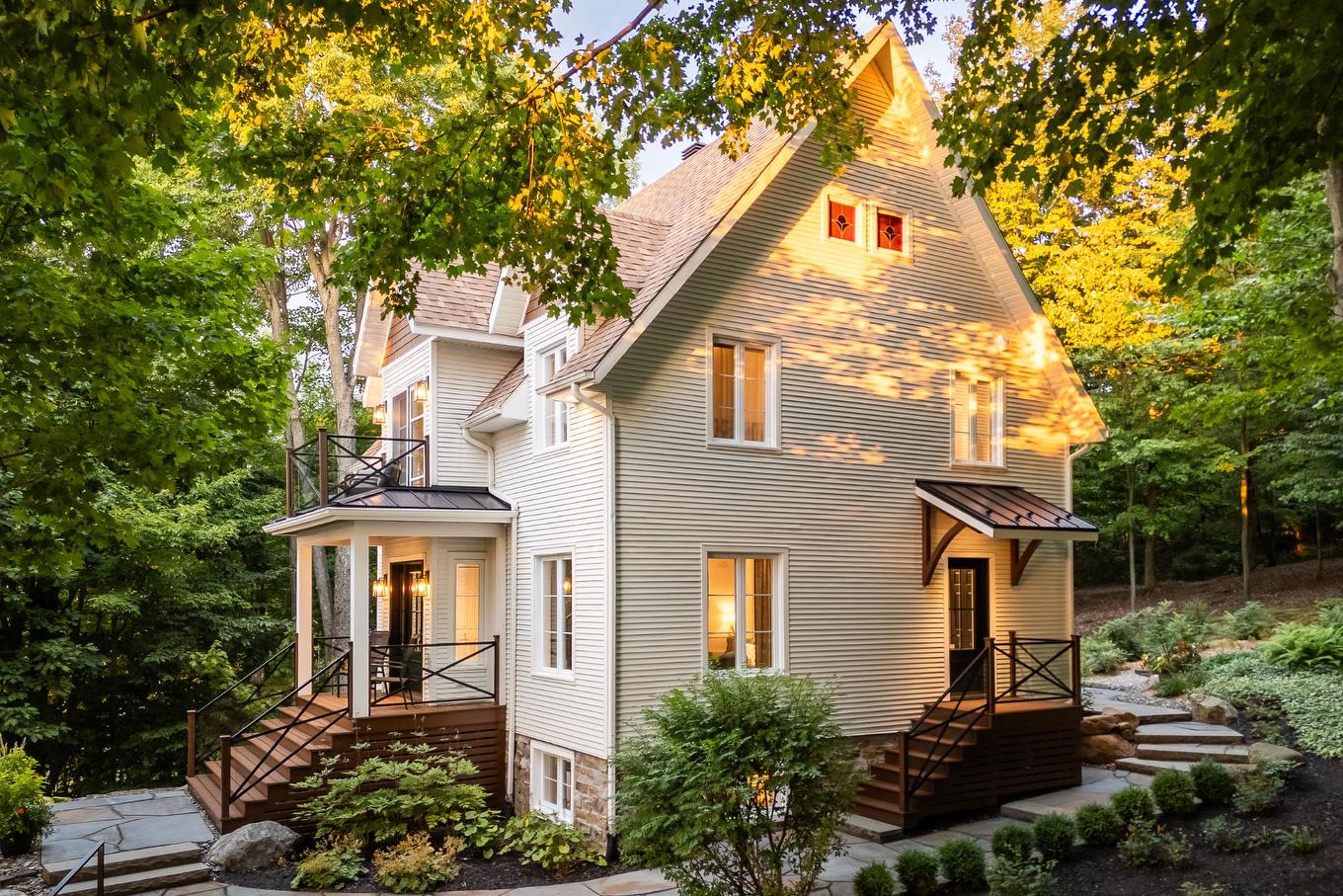 Extérieur - 120 Rue De Papineau, Bromont, QC - Outdoor