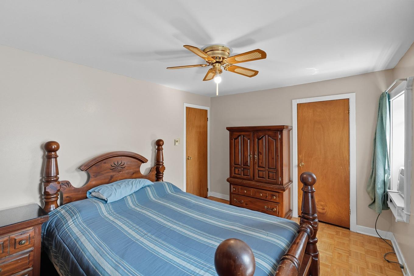Chambre à coucher principale - 11 Rue Garneau, Gatineau (Hull), QC - Indoor Photo Showing Bedroom