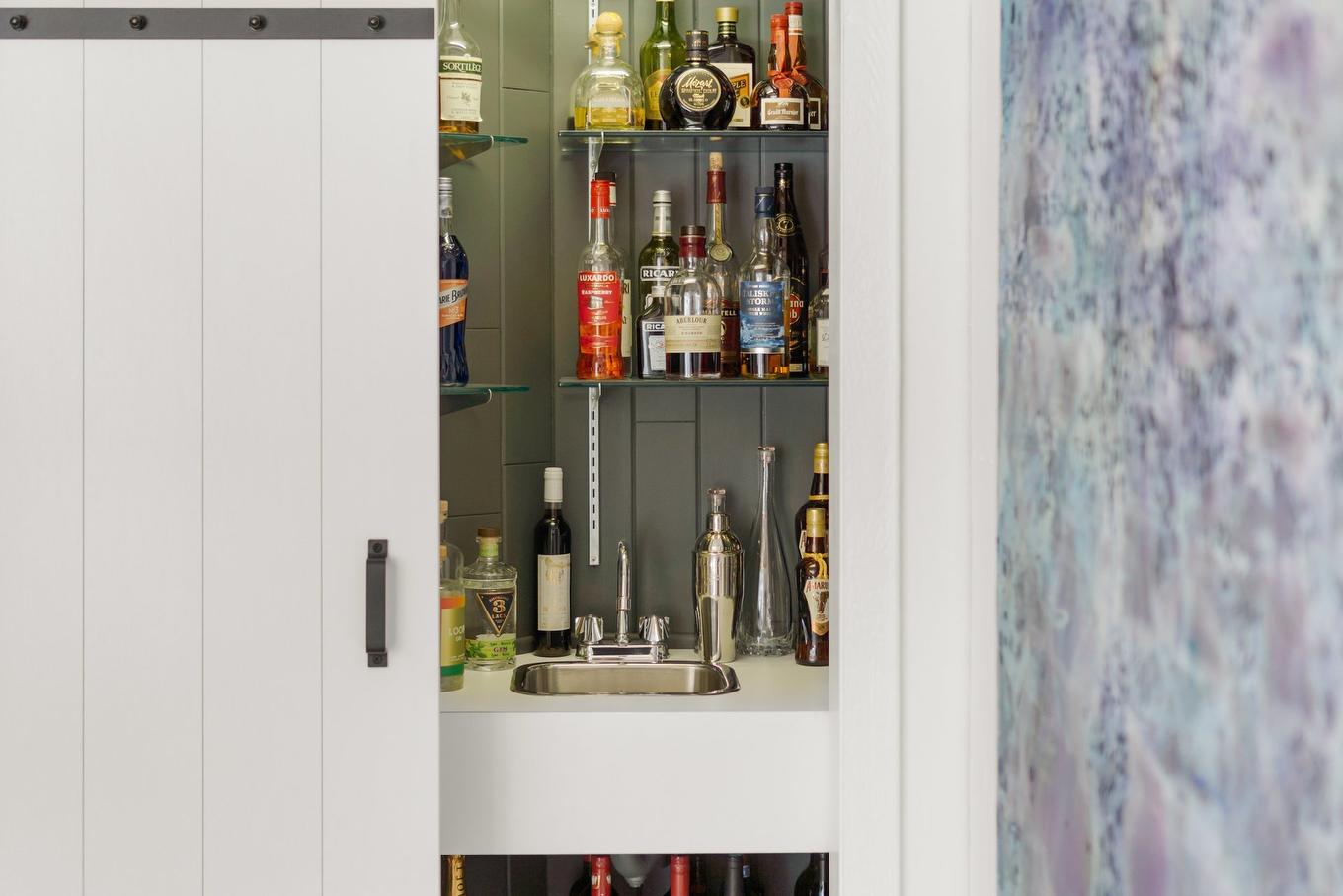 Bar - 126 Rue Du Docteur-Fauteux, Shawinigan, QC - Photo Showing Other Room