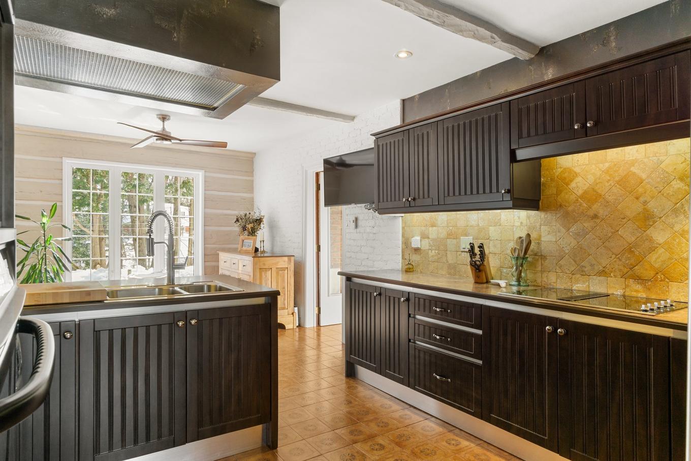 Cuisine - 126 Rue Du Docteur-Fauteux, Shawinigan, QC - Indoor Photo Showing Kitchen