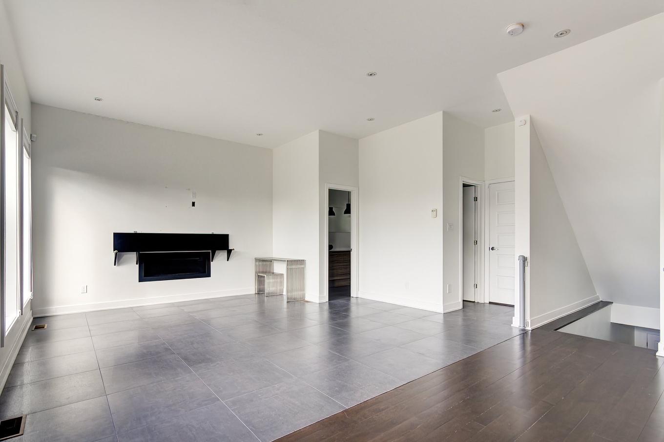 Family room - 7955 Rue De Lausanne, Brossard, QC