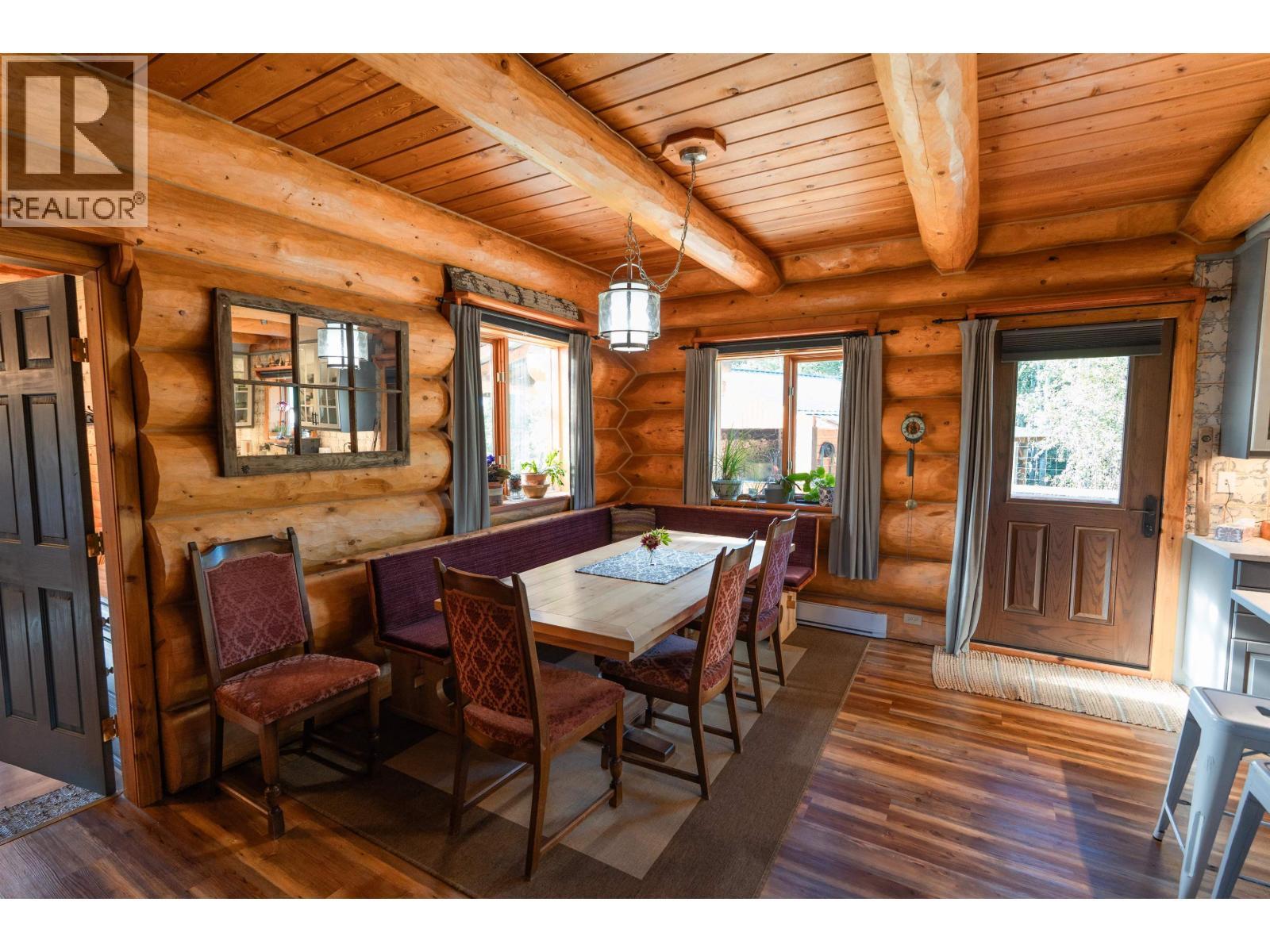 2982 Big Lake West Road, Williams Lake, BC - Indoor Photo Showing Dining Room