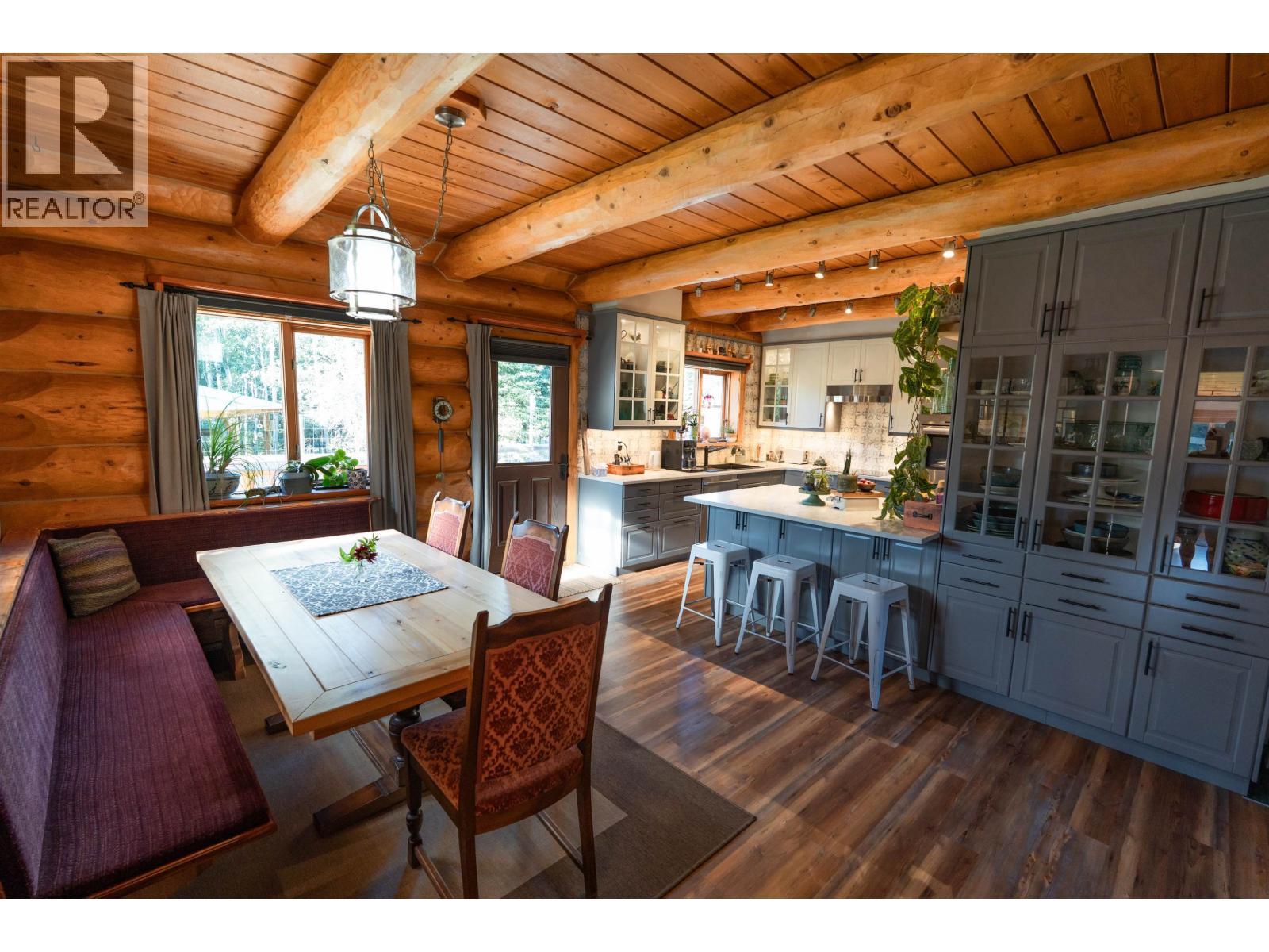 2982 Big Lake West Road, Williams Lake, BC - Indoor Photo Showing Dining Room