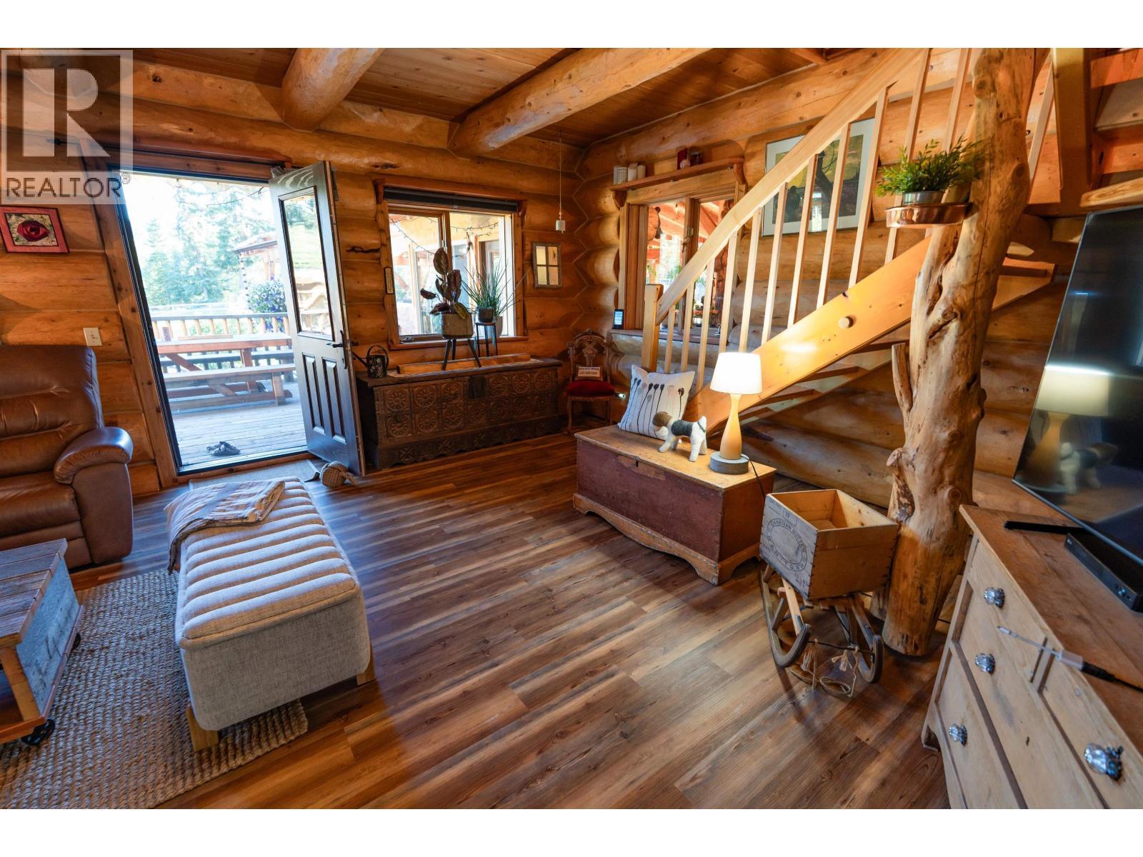 2982 Big Lake West Road, Williams Lake, BC - Indoor