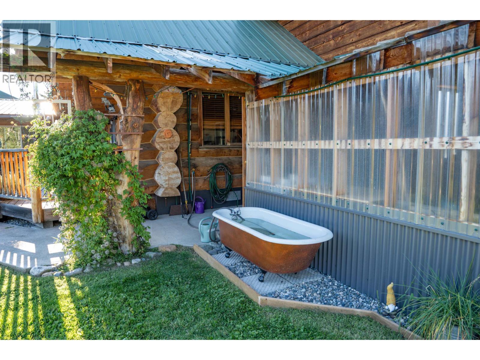 2982 Big Lake West Road, Williams Lake, BC - Outdoor With Deck Patio Veranda