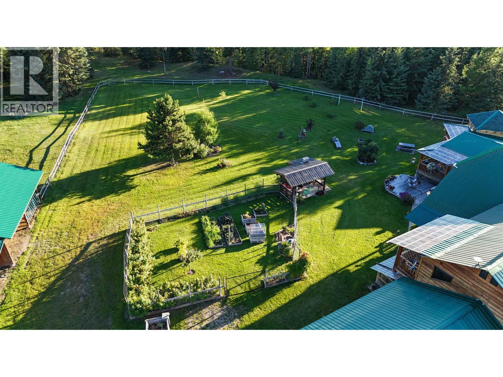 2982 Big Lake West Road, Williams Lake, BC - Outdoor