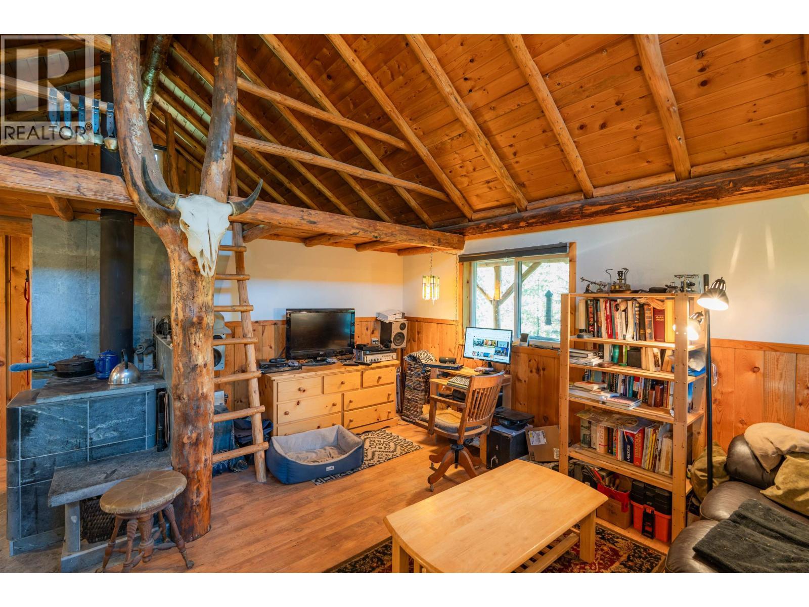 2982 Big Lake West Road, Williams Lake, BC - Indoor