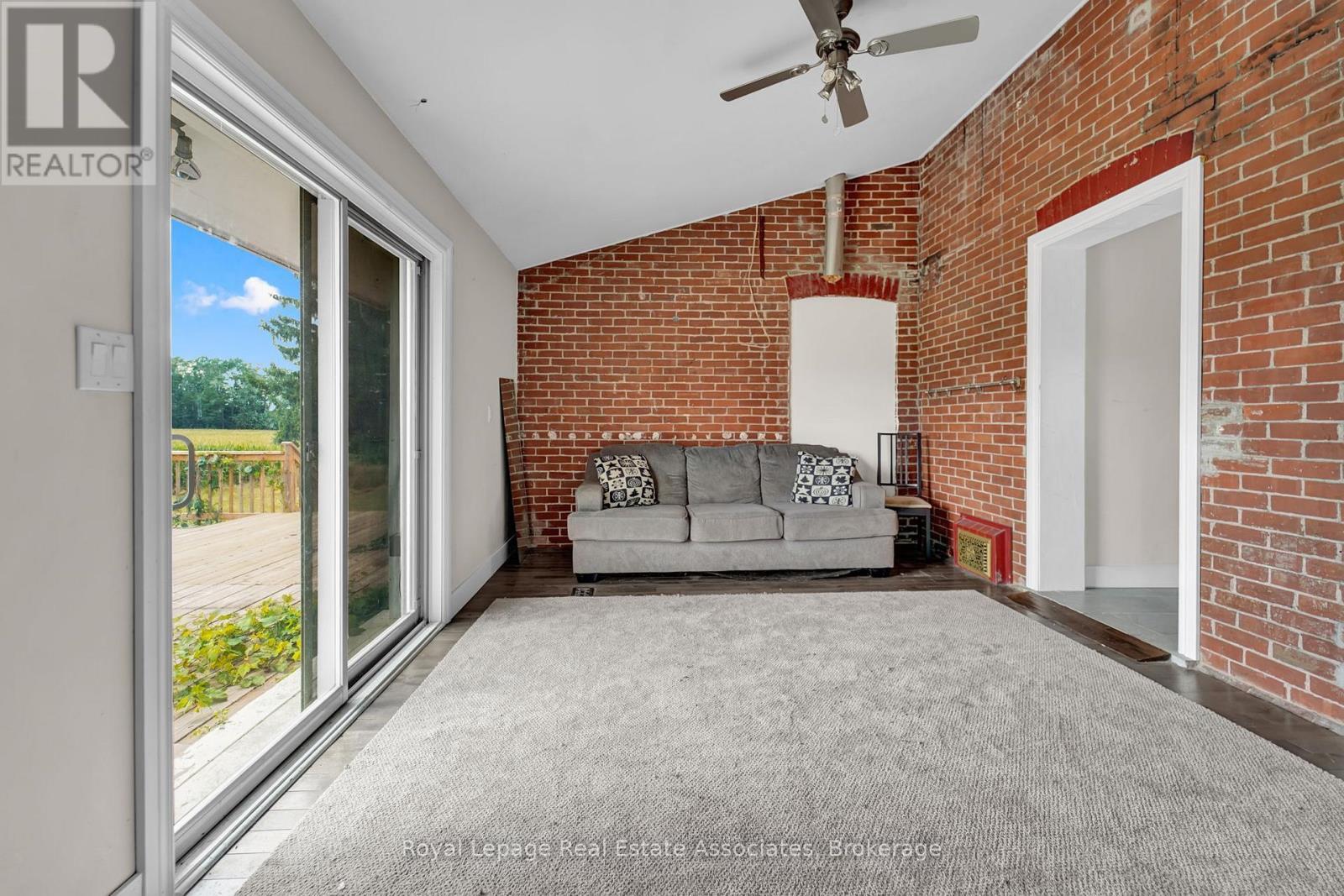 783 Highway 6 N, Hamilton, ON