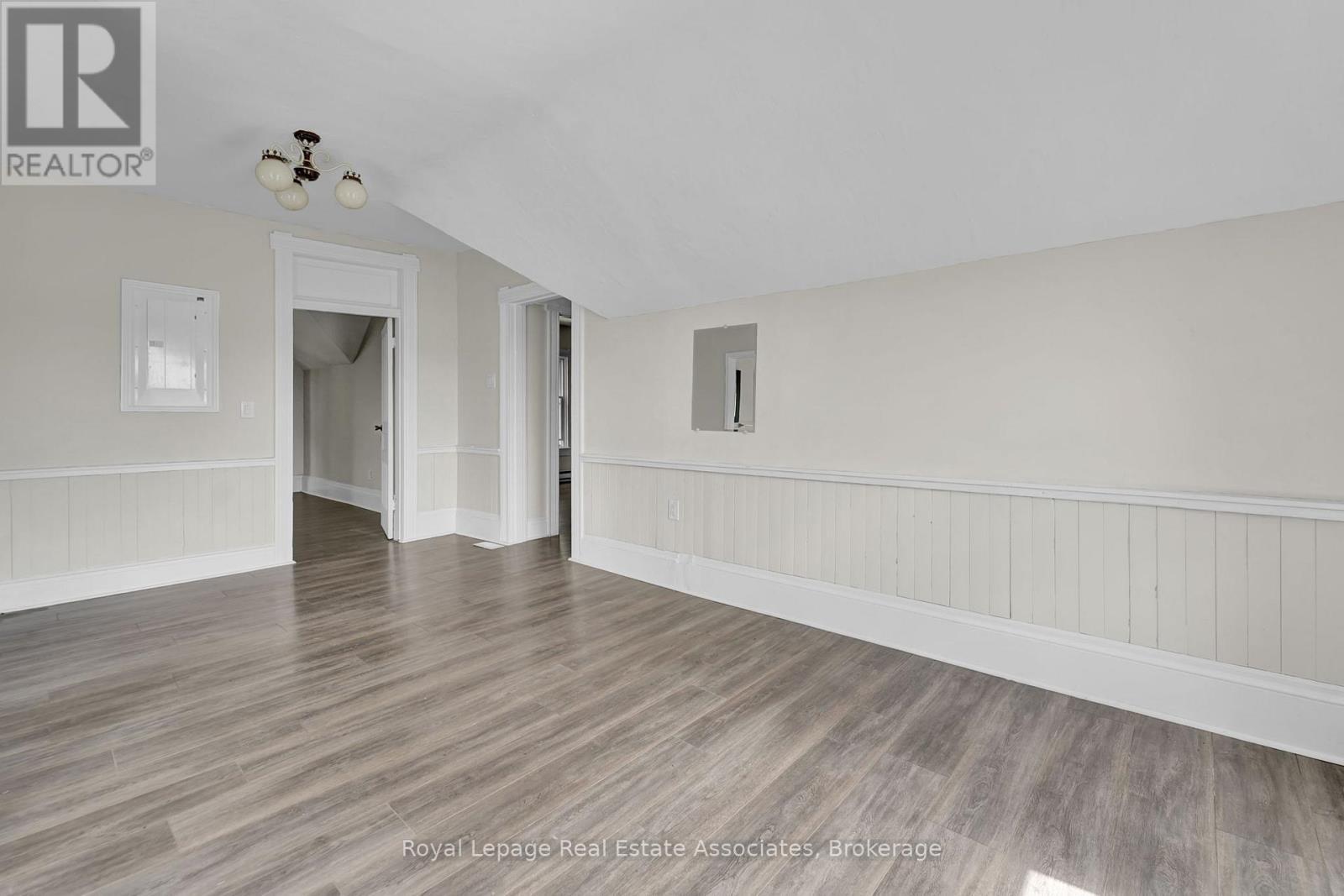 783 Highway 6 N, Hamilton, ON