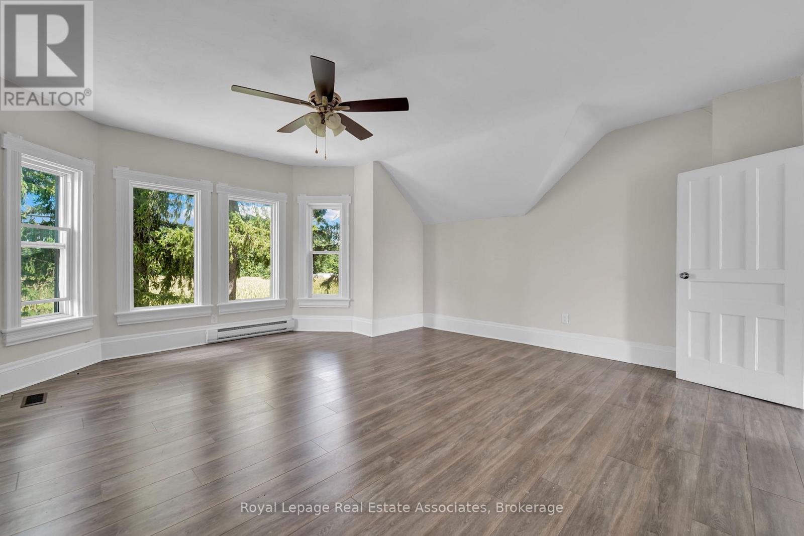 783 Highway 6 N, Hamilton, ON