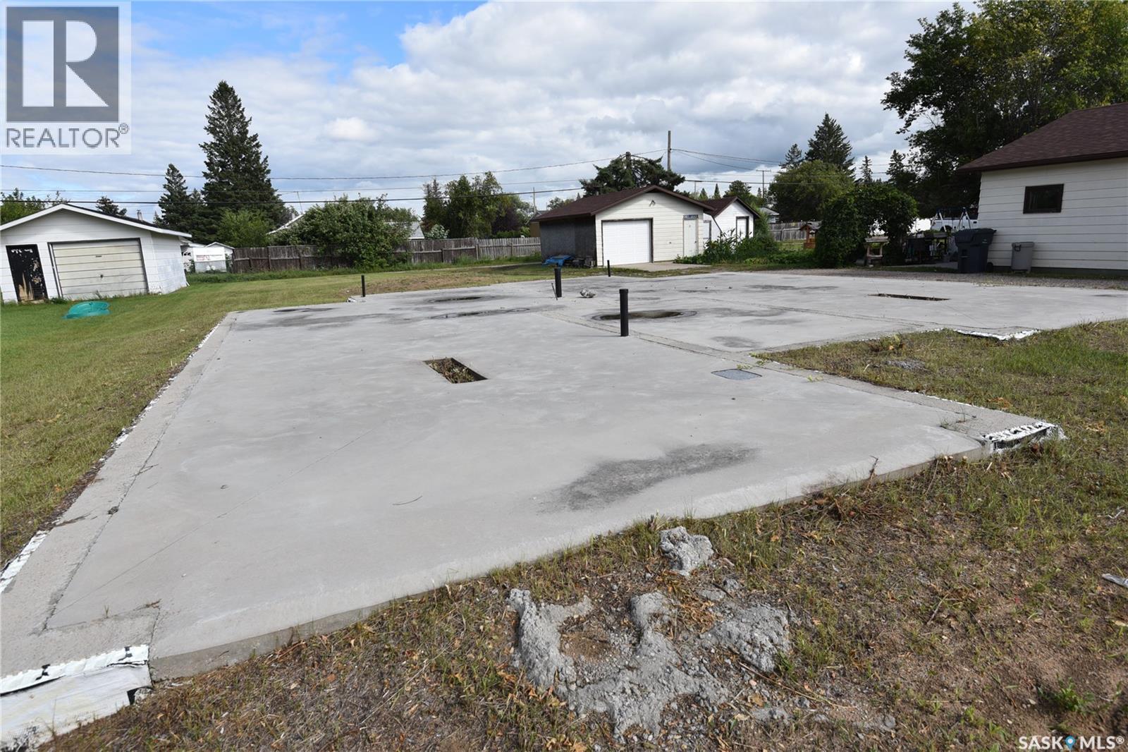 115 3Rd Street N, Nipawin, SK