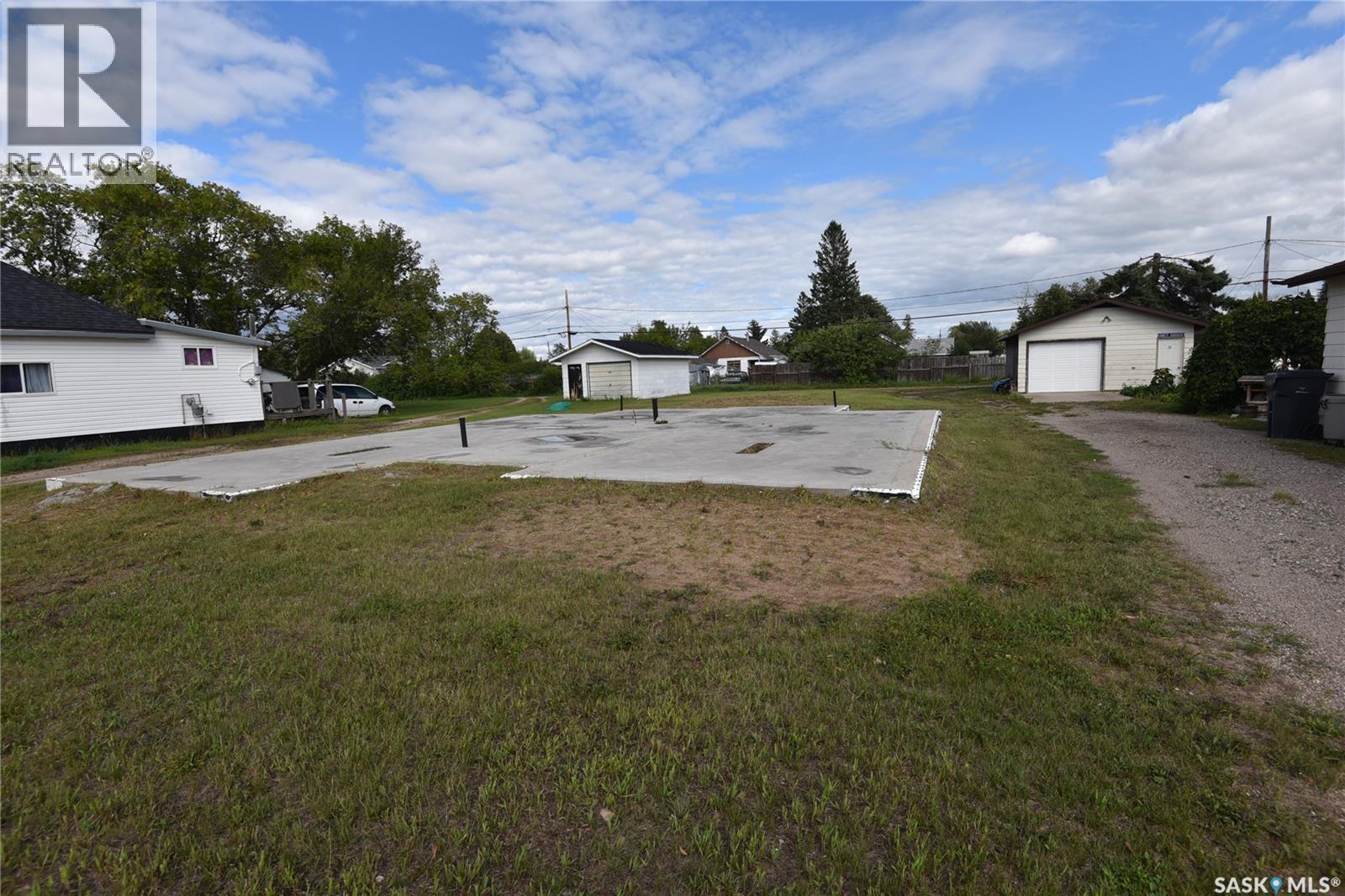 115 3Rd Street N, Nipawin, SK