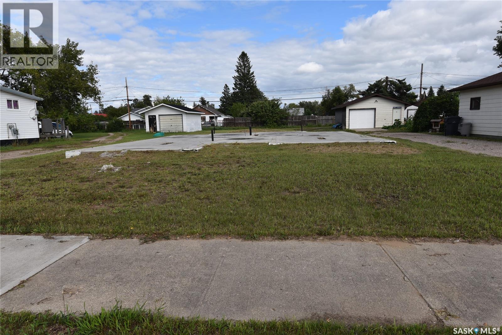 115 3Rd Street N, Nipawin, SK