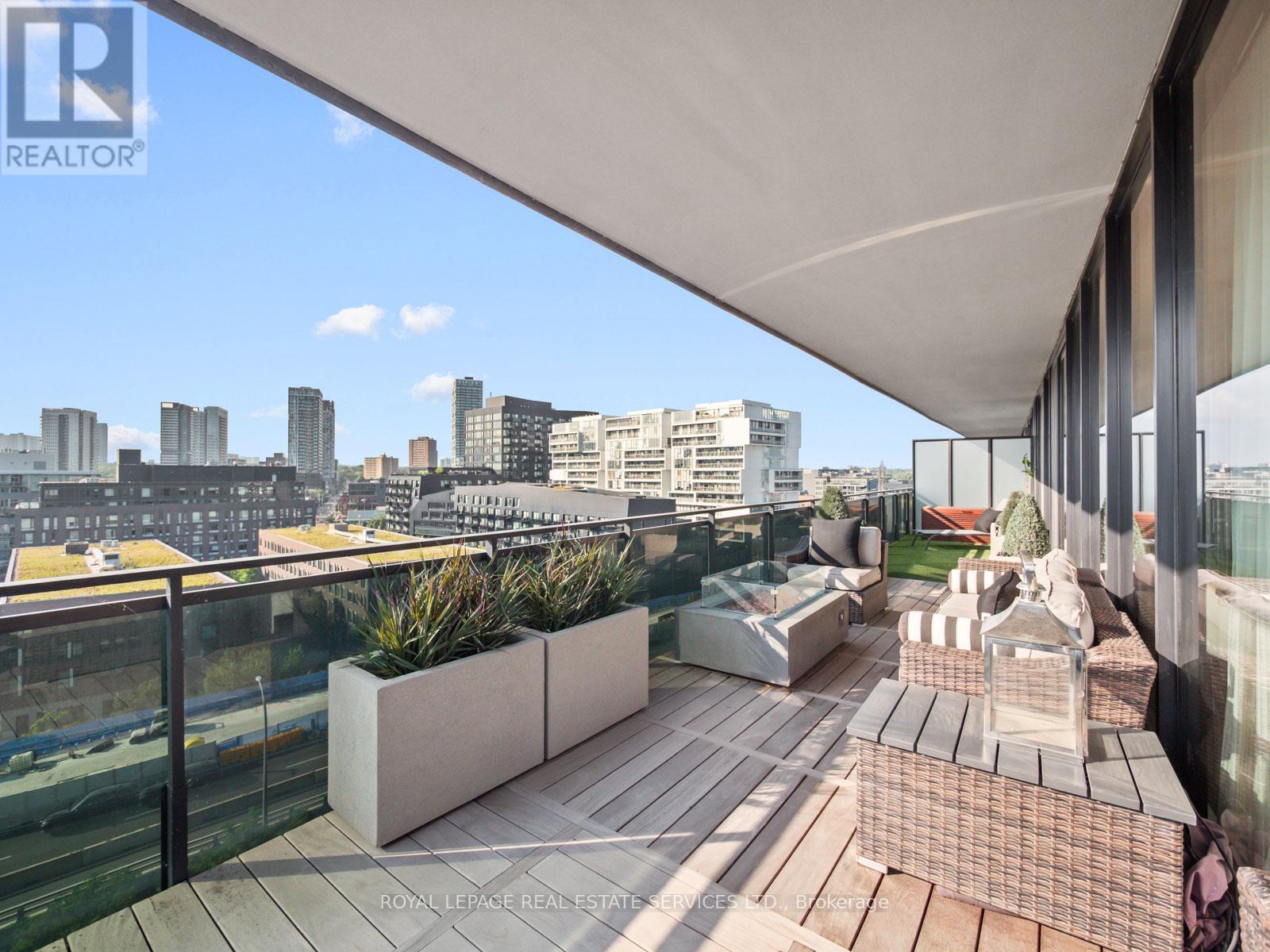 904 - 21 Lawren Harris Square, Toronto, ON - Outdoor With Deck Patio Veranda With Exterior