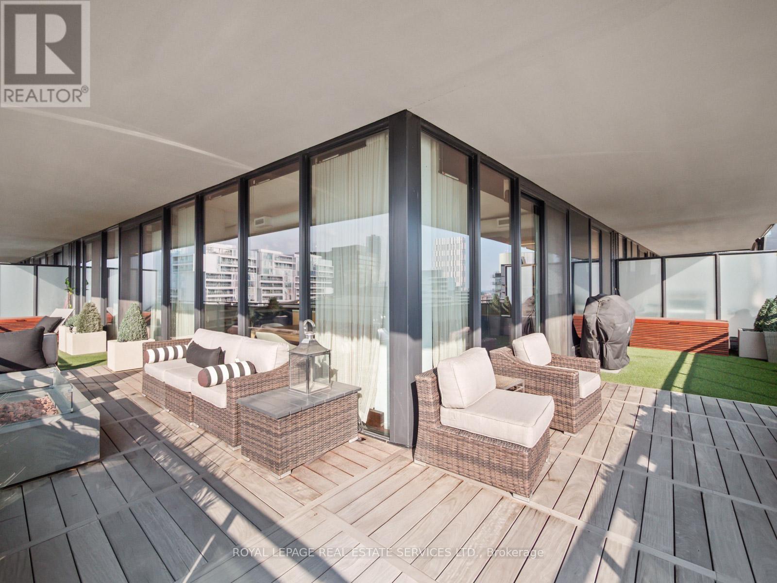 904 - 21 Lawren Harris Square, Toronto, ON - Outdoor With Deck Patio Veranda With Exterior