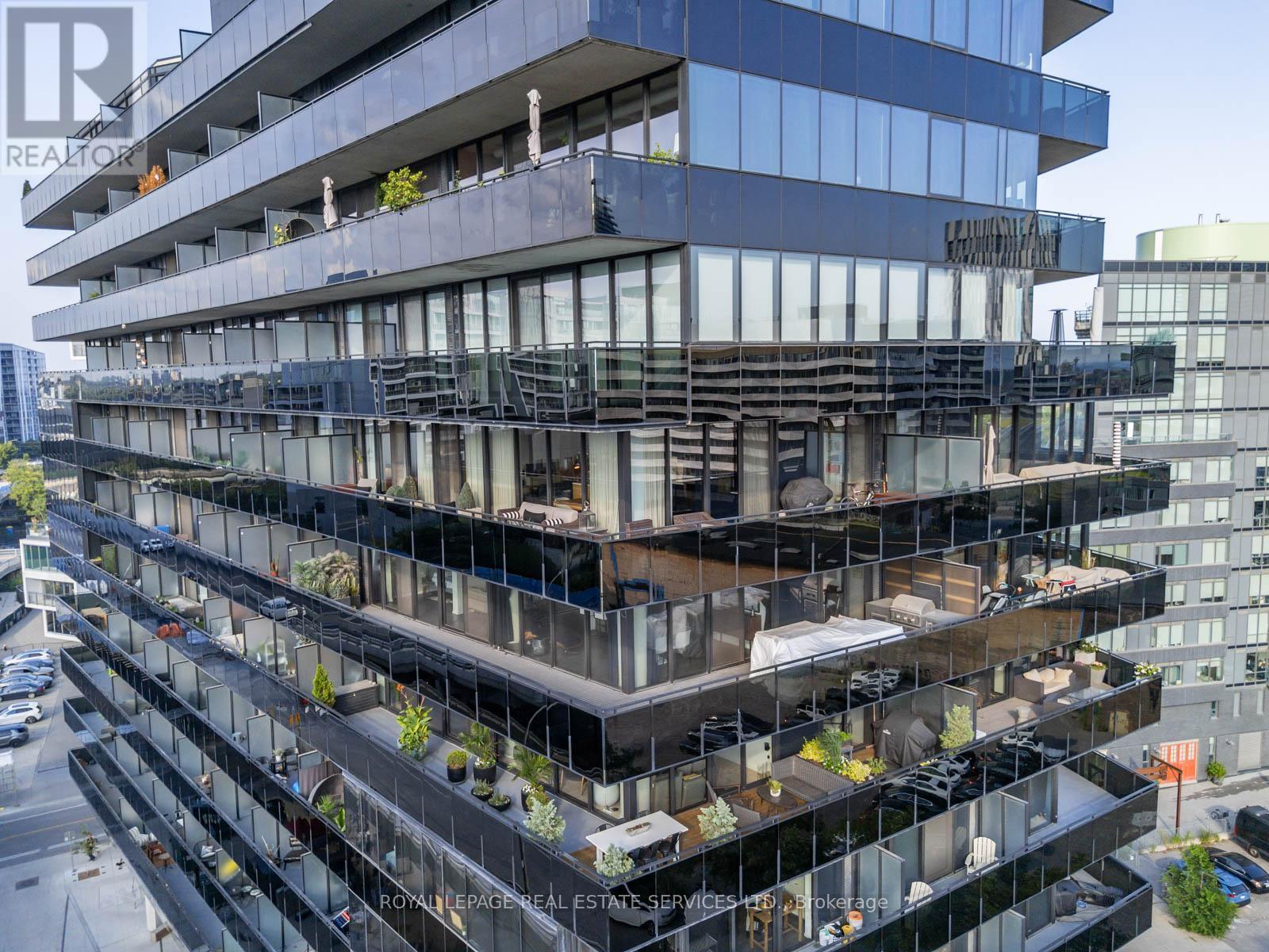 904 - 21 Lawren Harris Square, Toronto, ON - Outdoor