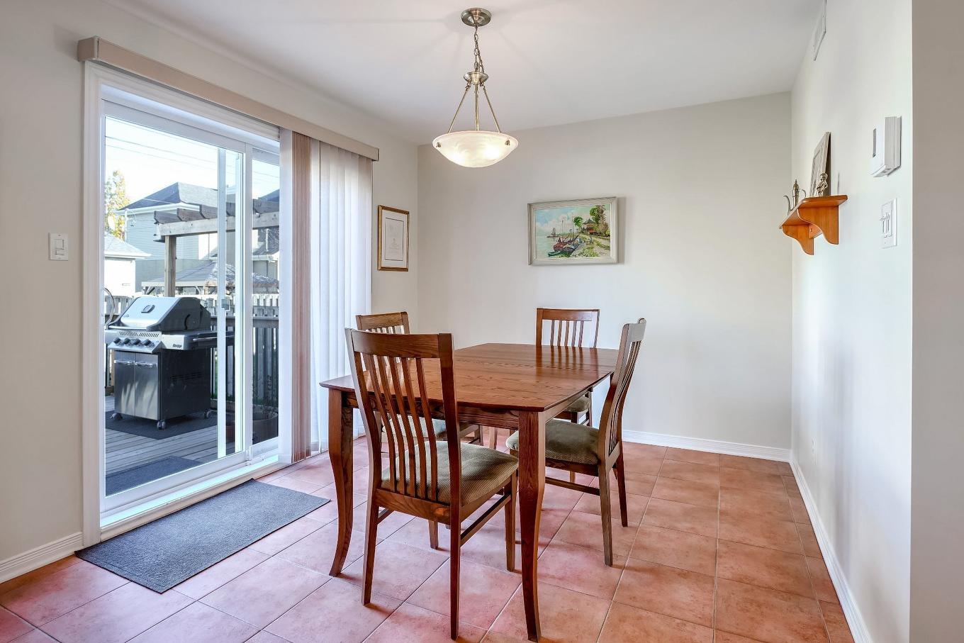 Dining room - 3017 Rue Edmond, Kirkland, QC - Indoor Photo Showing Dining Room