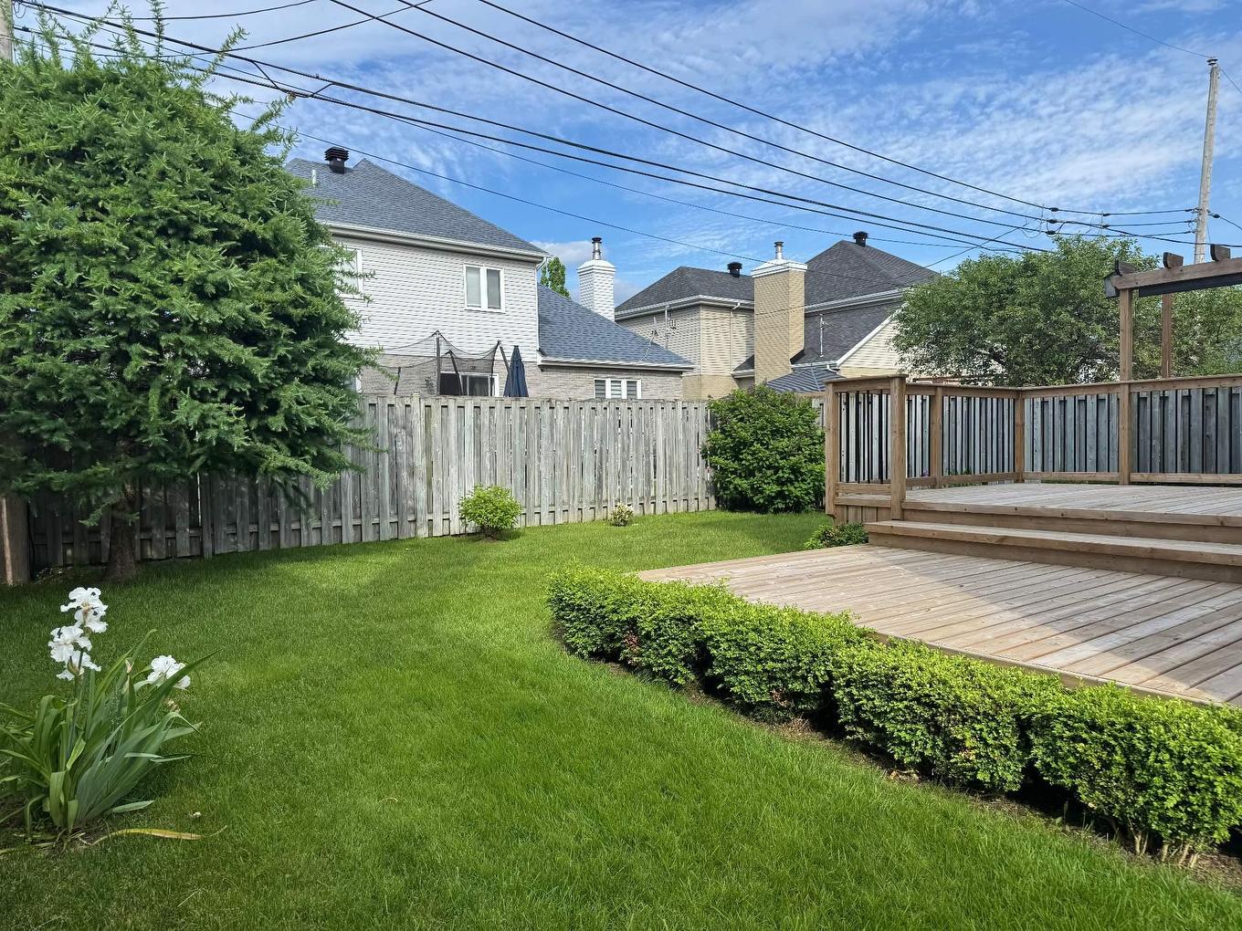 Backyard - 3017 Rue Edmond, Kirkland, QC - Outdoor