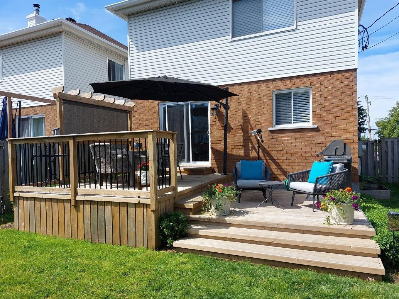 Backyard - 3017 Rue Edmond, Kirkland, QC - Outdoor With Deck Patio Veranda With Exterior