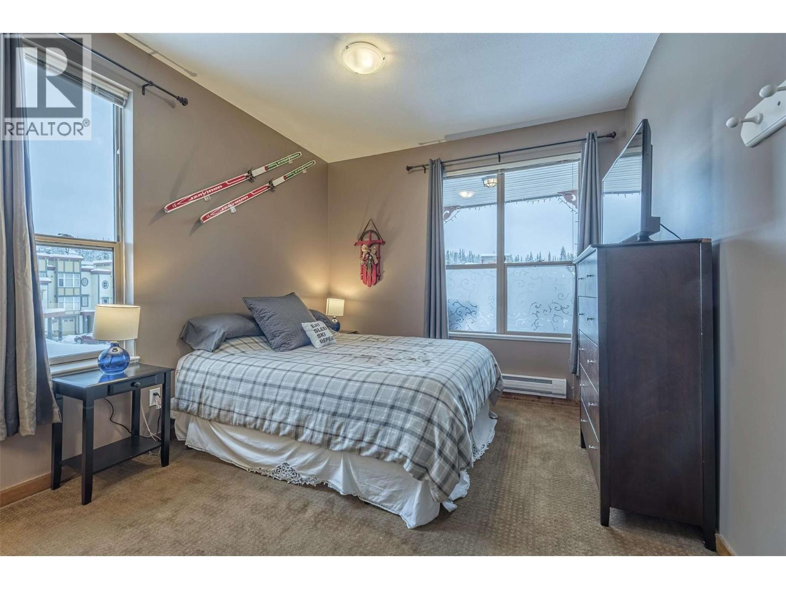 9802 Silver Star Road Unit# 109, Vernon, BC - Indoor Photo Showing Bedroom