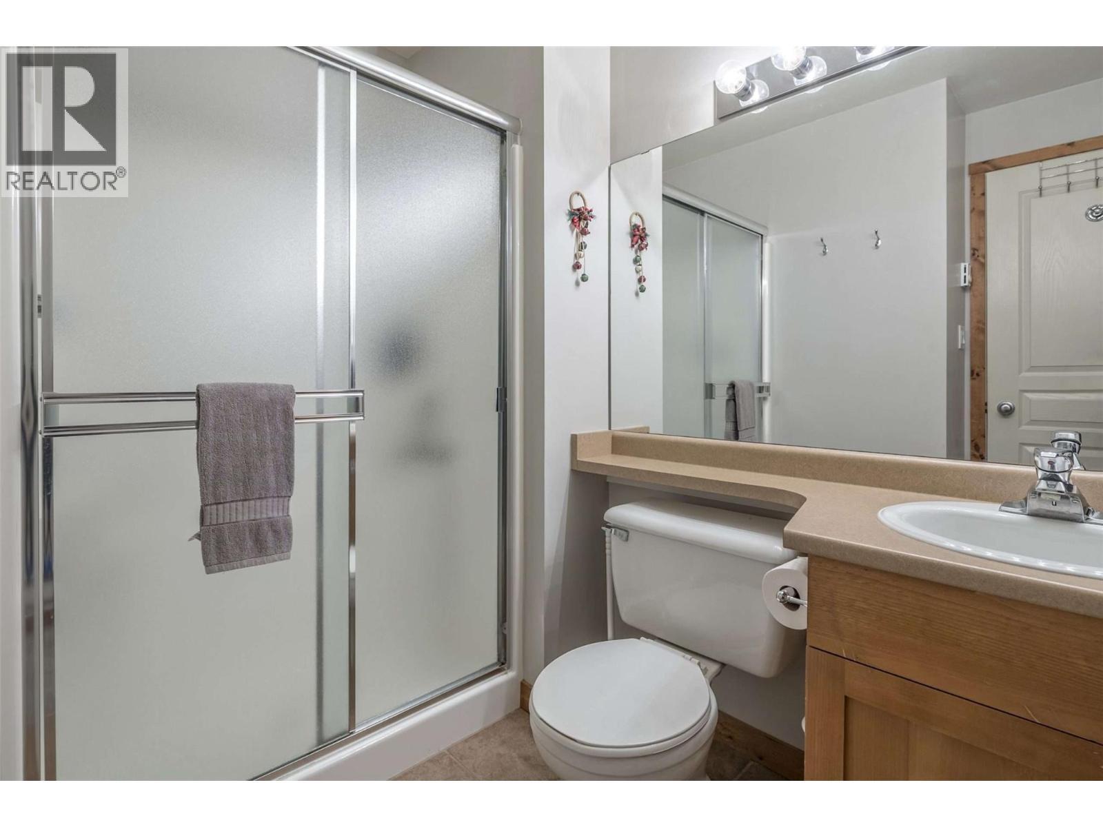 9802 Silver Star Road Unit# 109, Vernon, BC - Indoor Photo Showing Bathroom