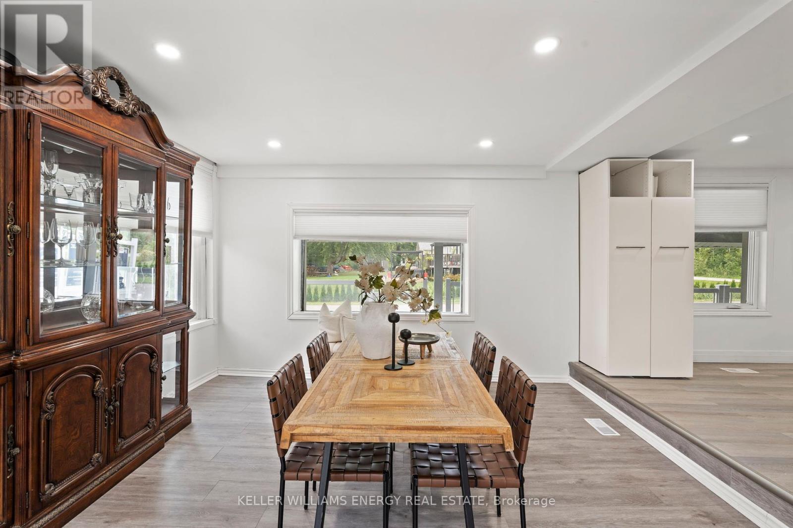 30 Pier Street, Scugog, ON - Indoor Photo Showing Dining Room