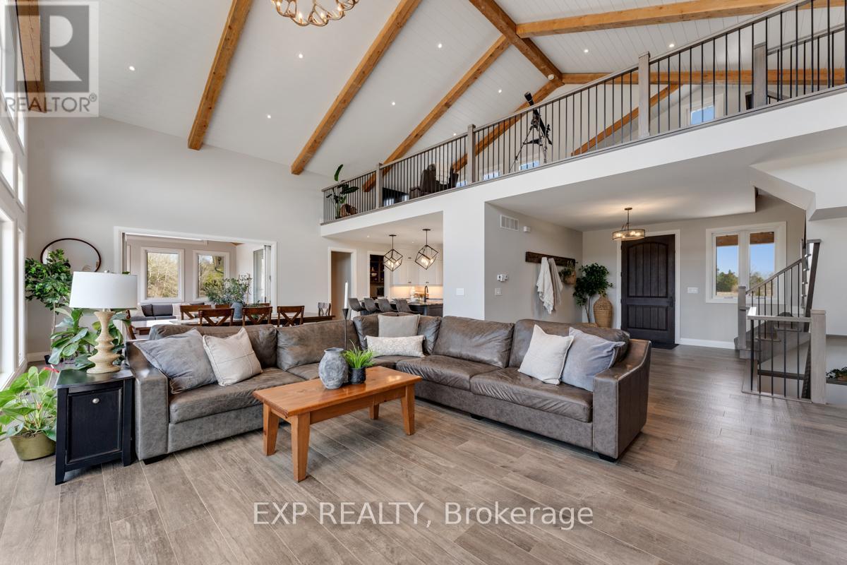 Open & Airy Layout - 1023 Concession Road 8 Road, Brock, ON - Indoor Photo Showing Living Room