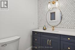 MODERN AND STYLISH TWO PIECE -