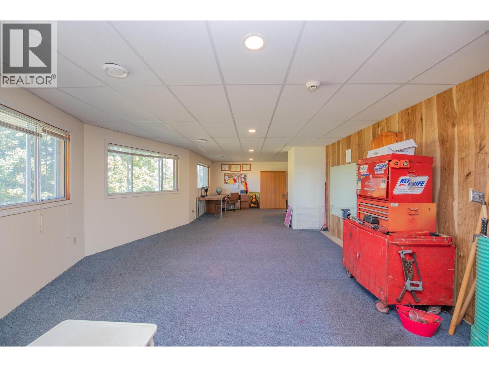 4587 Briggs Road, Vernon, BC - Indoor Photo Showing Other Room