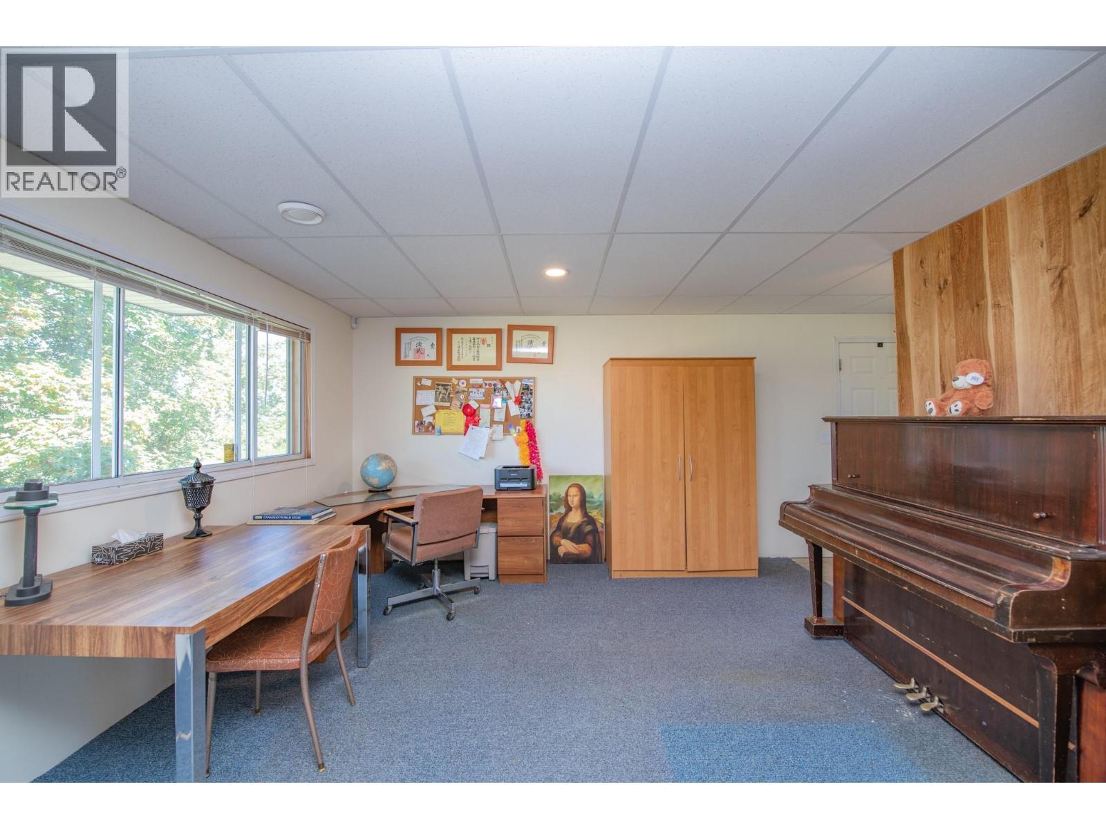 4587 Briggs Road, Vernon, BC - Indoor