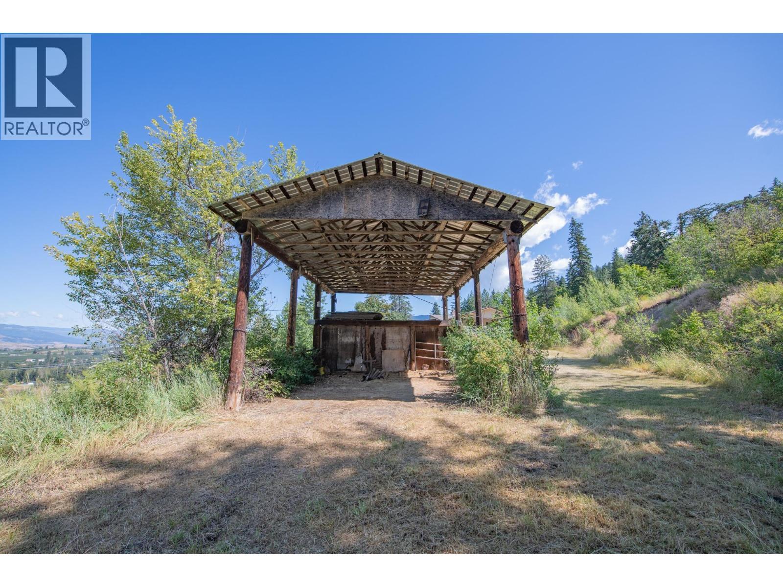 4587 Briggs Road, Vernon, BC - Outdoor