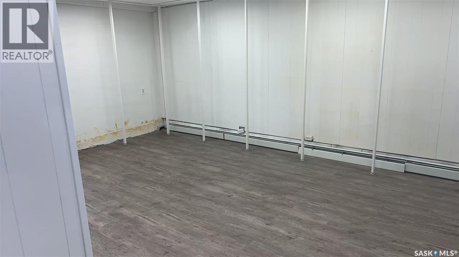 C 1402 College Drive, Saskatoon, SK