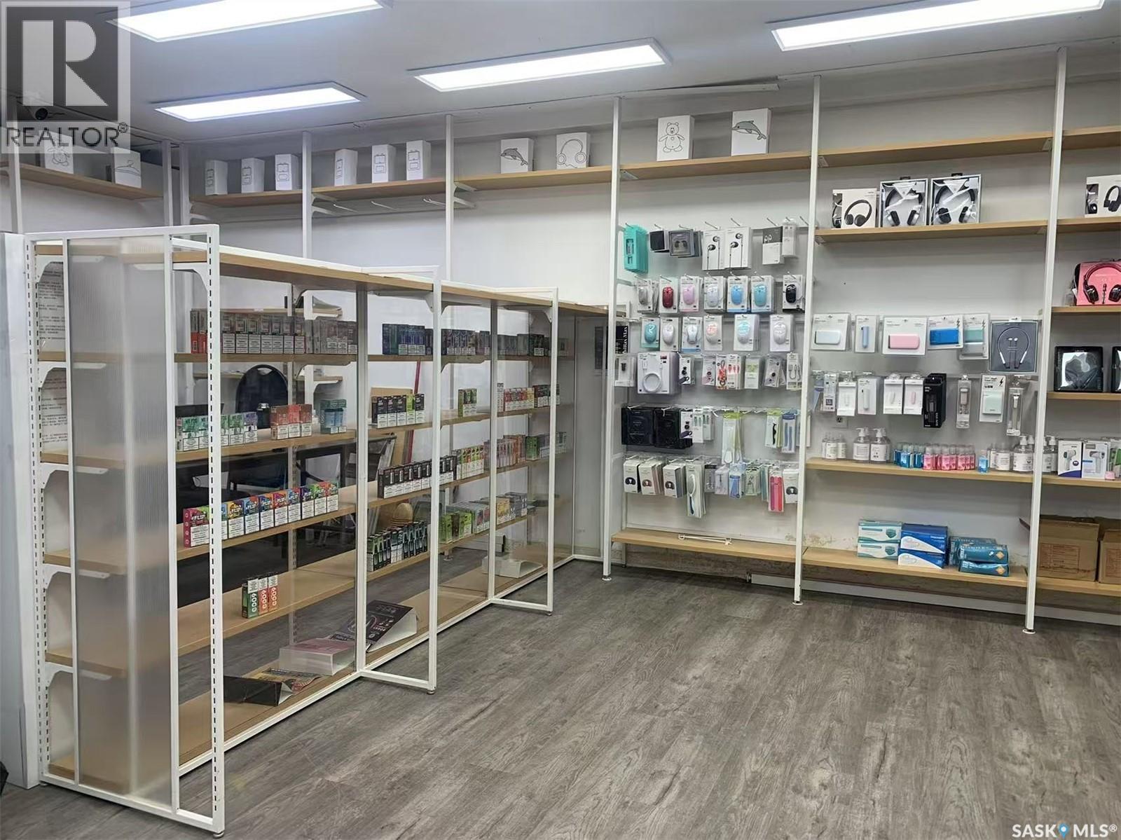 C 1402 College Drive, Saskatoon, SK