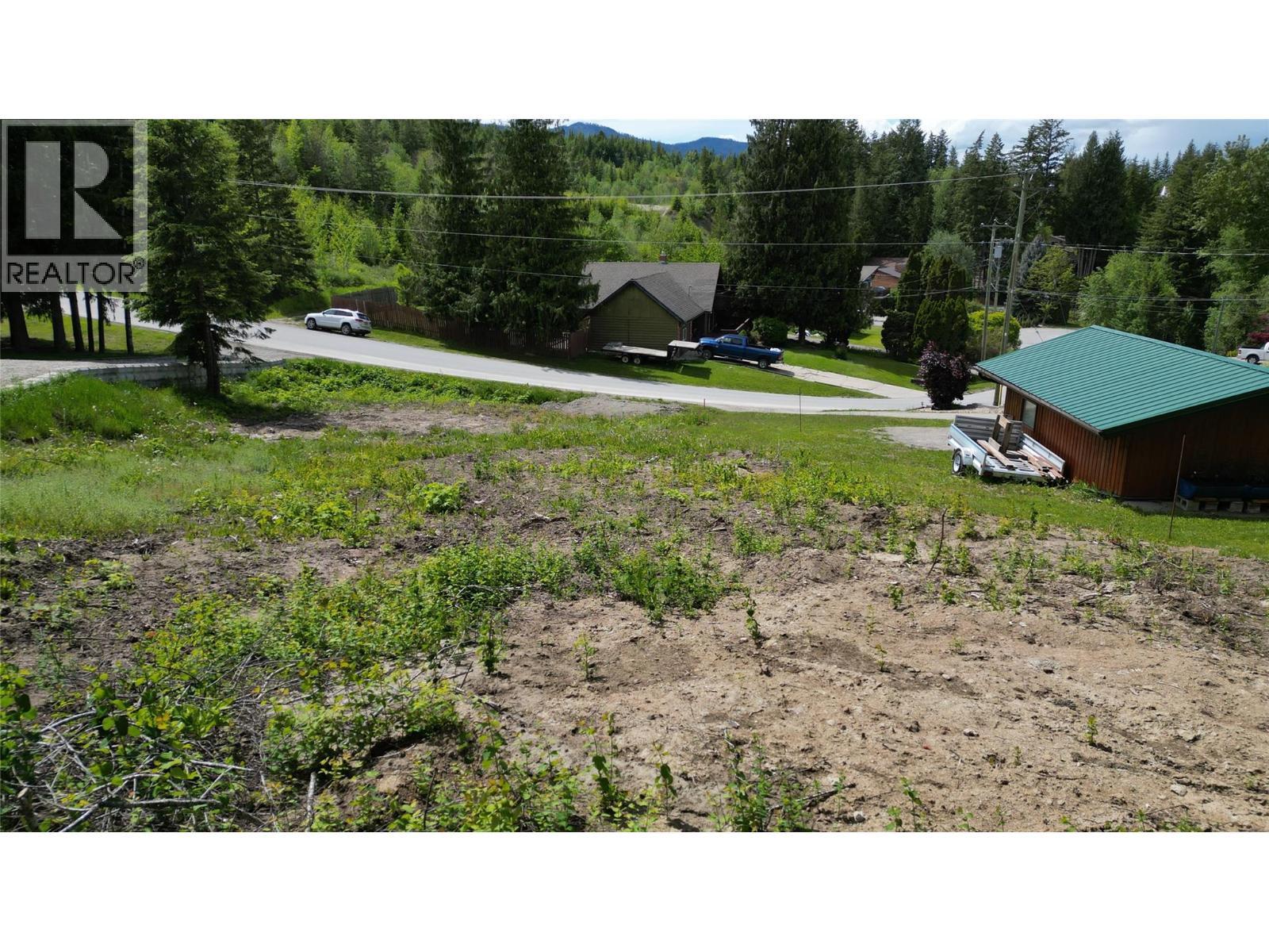 2902 Cedar Drive, Sorrento, BC