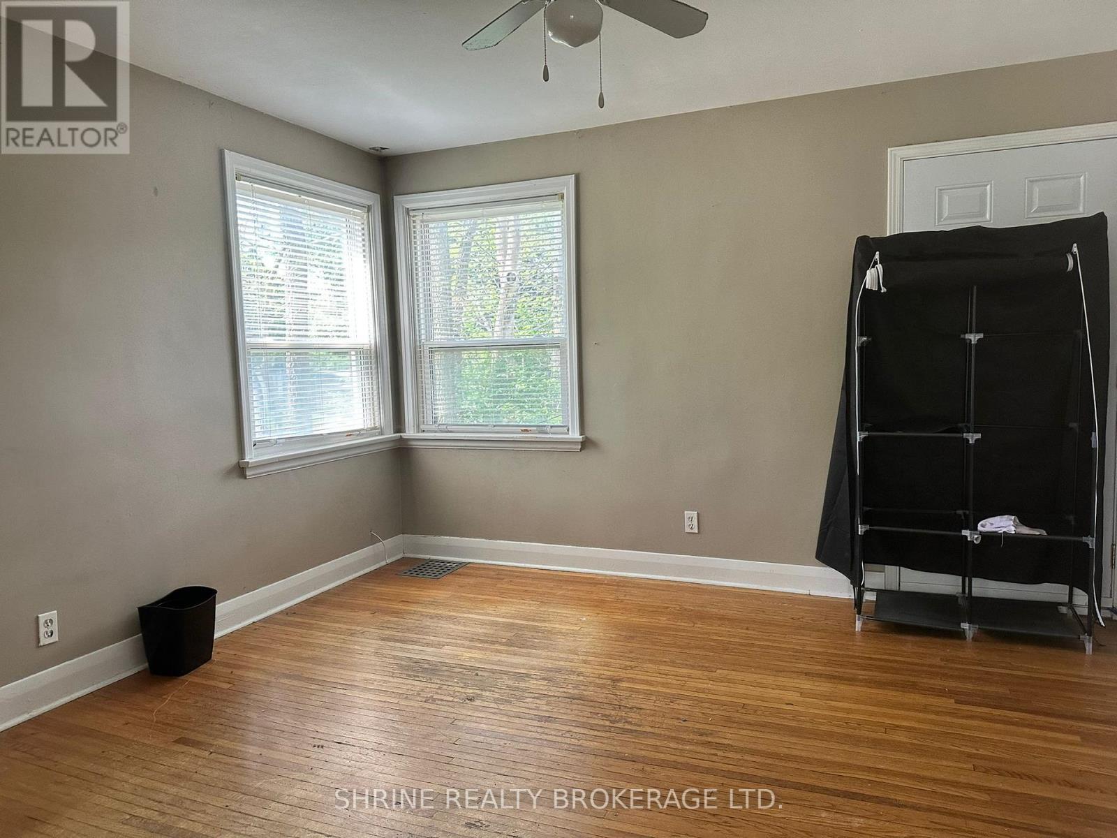 90 Huron Street, London East (East B), ON - Indoor Photo Showing Other Room