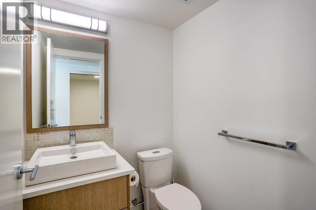 1588 Ellis Street Unit# 609, Kelowna, BC - Indoor Photo Showing Bathroom