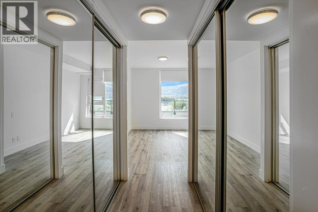 1588 Ellis Street Unit# 609, Kelowna, BC - Indoor Photo Showing Other Room