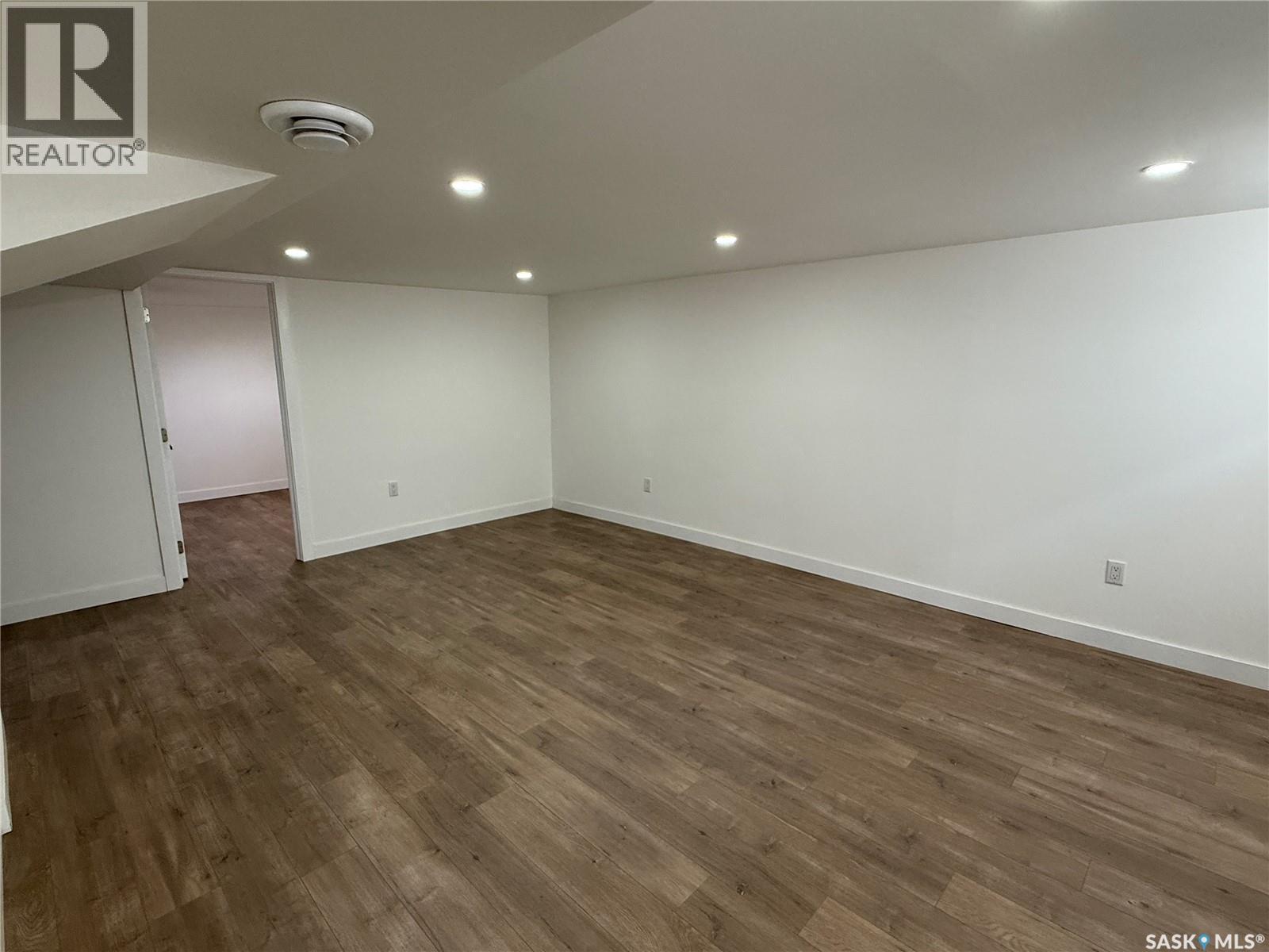 223 Eisenhower Street, Midale, SK - Indoor