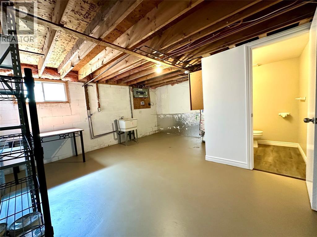 885 Carleton Place Unit# 1, Sarnia, ON - Indoor Photo Showing Basement