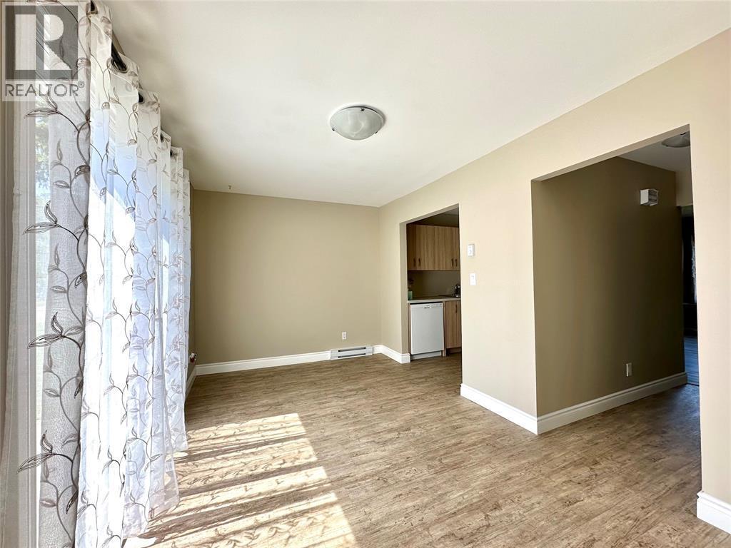 885 Carleton Place Unit# 1, Sarnia, ON - Indoor Photo Showing Other Room