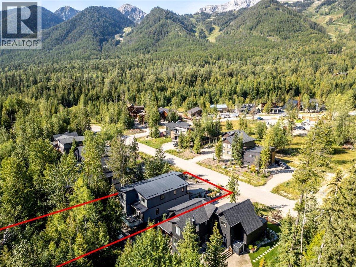 4600 Alpine Way, Fernie, BC - Outdoor With View