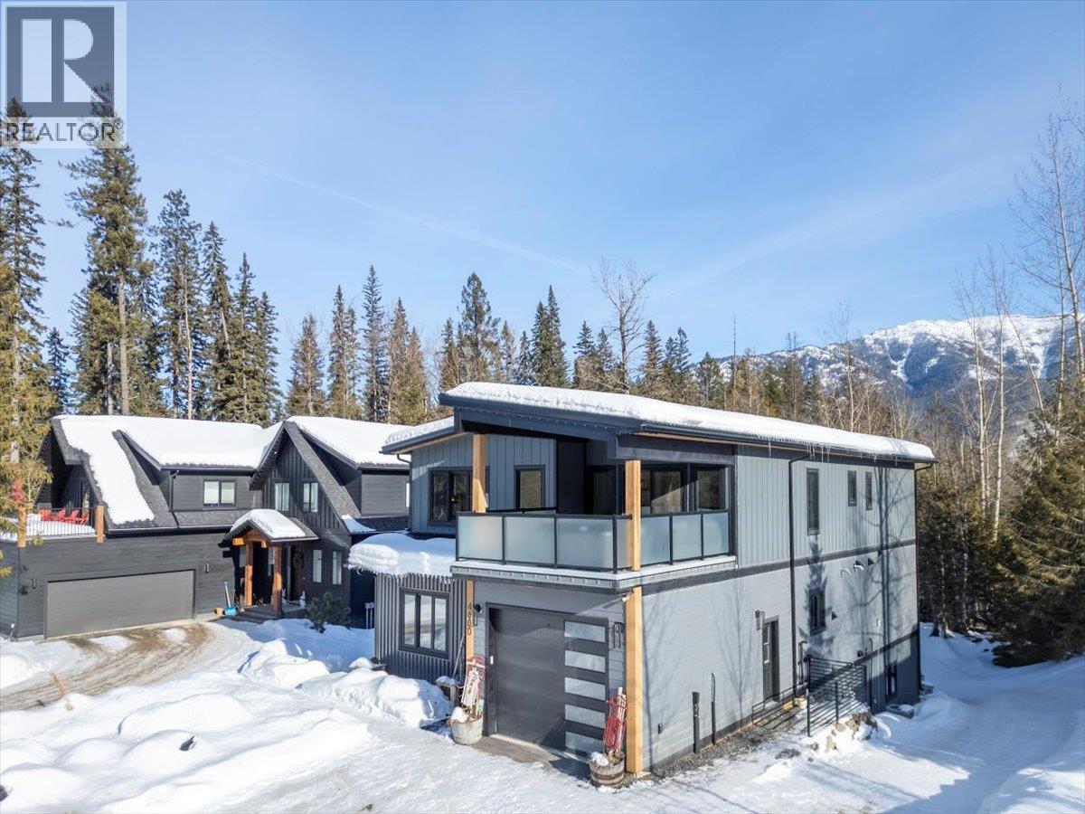 4600 Alpine Way, Fernie, BC - Outdoor With Facade