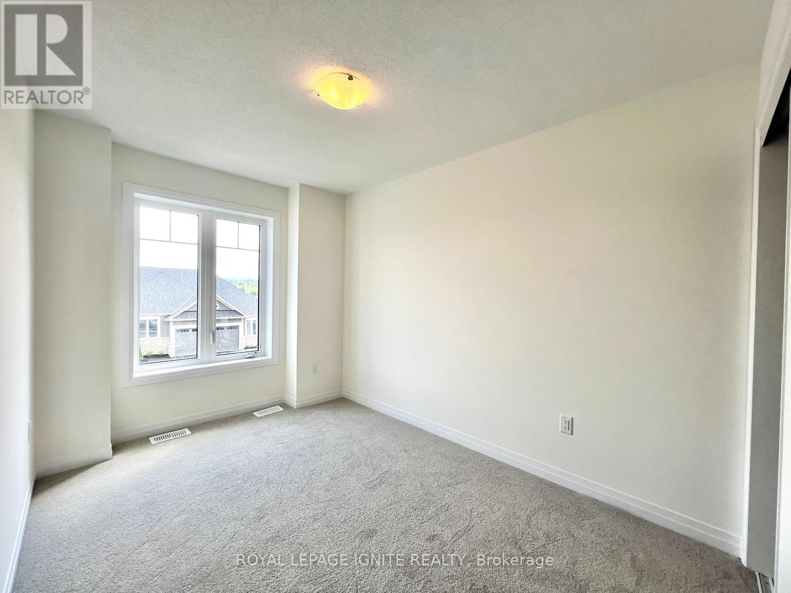 562 Hudson Crescent, Midland, ON - Indoor Photo Showing Other Room