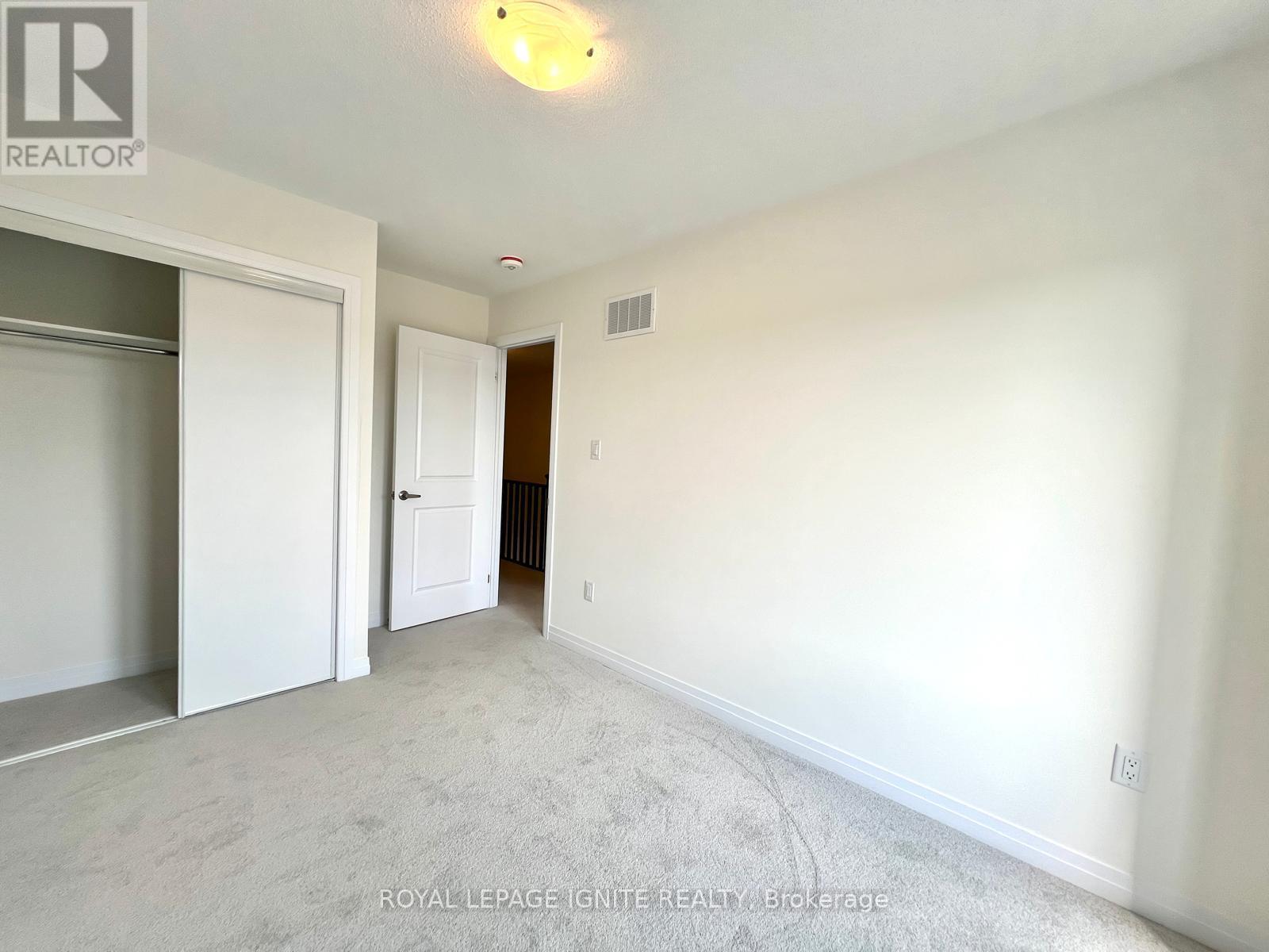 562 Hudson Crescent, Midland, ON - Indoor Photo Showing Other Room