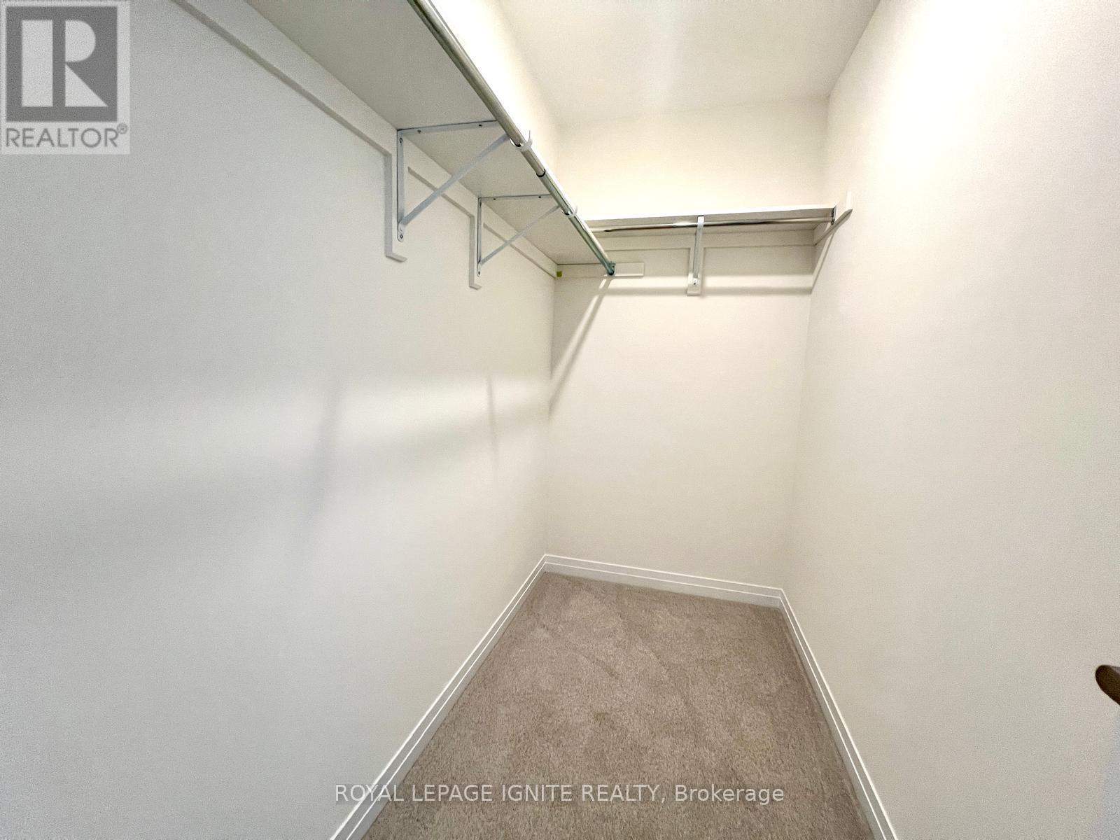 562 Hudson Crescent, Midland, ON - Indoor With Storage