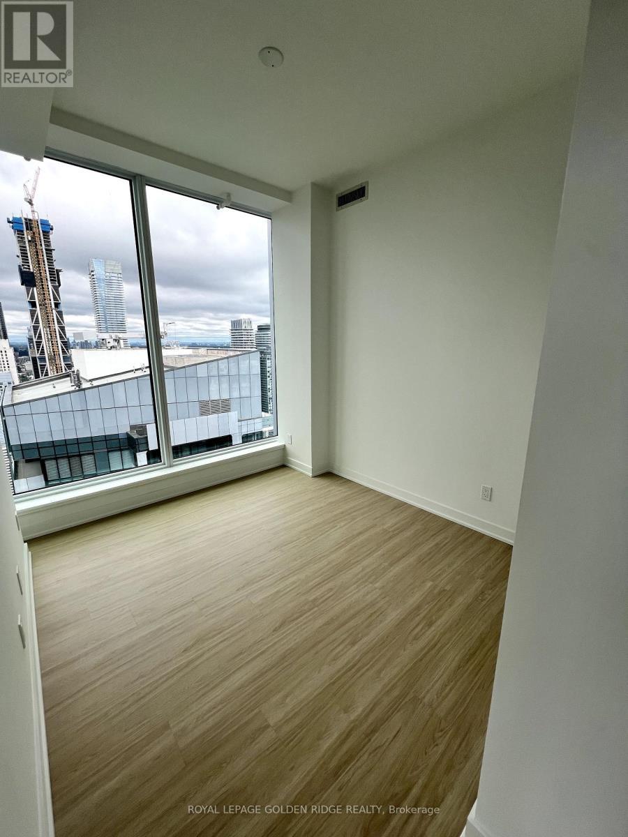 Ph02 - 8 Wellesley Street W, Toronto, ON - Indoor Photo Showing Other Room