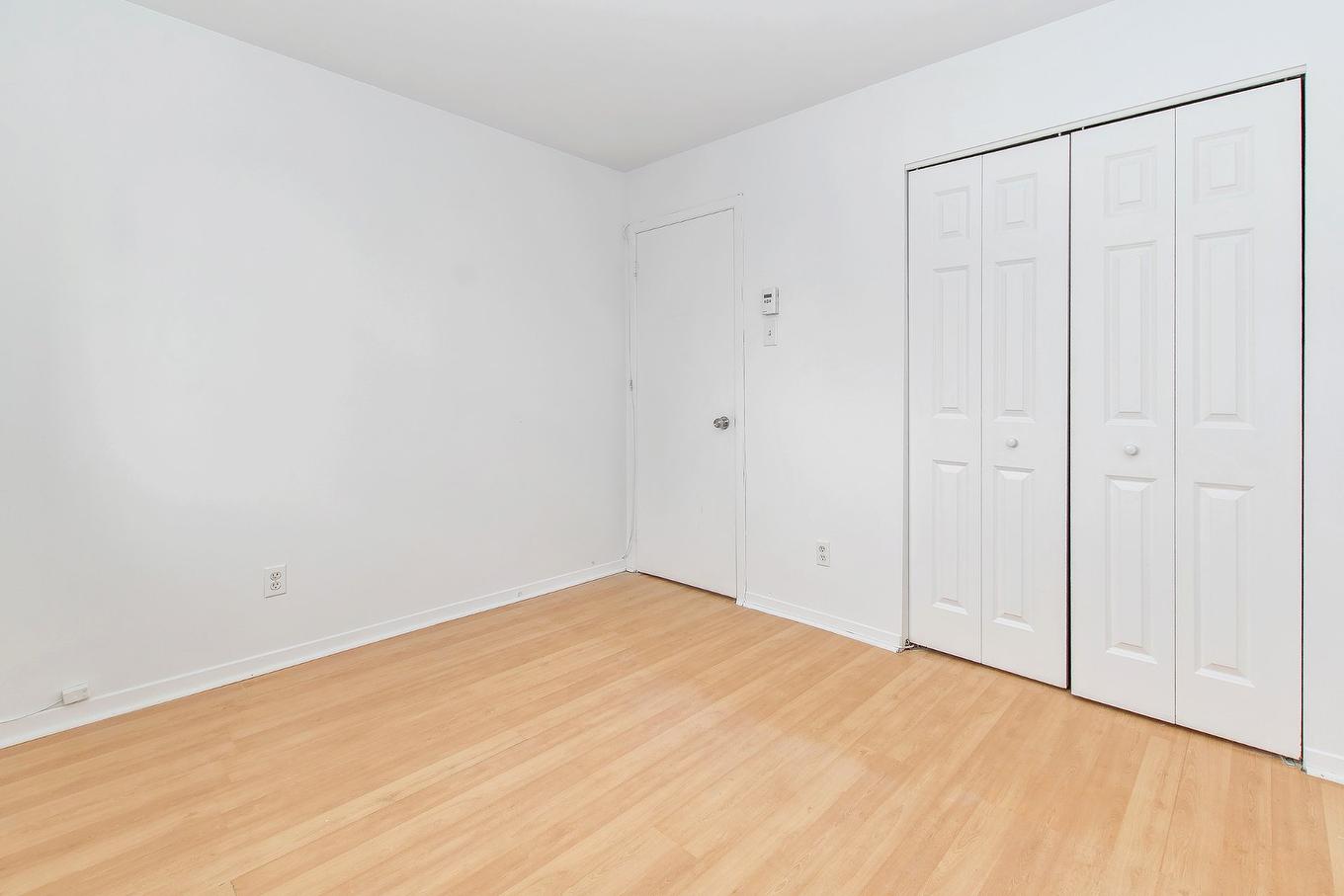 Chambre à coucher principale - 1-1930 Av. Dumouchel, Laval (Chomedey), QC - Indoor Photo Showing Other Room